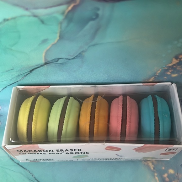 Macaron Eraser Set (New) - Picture 6 of 6